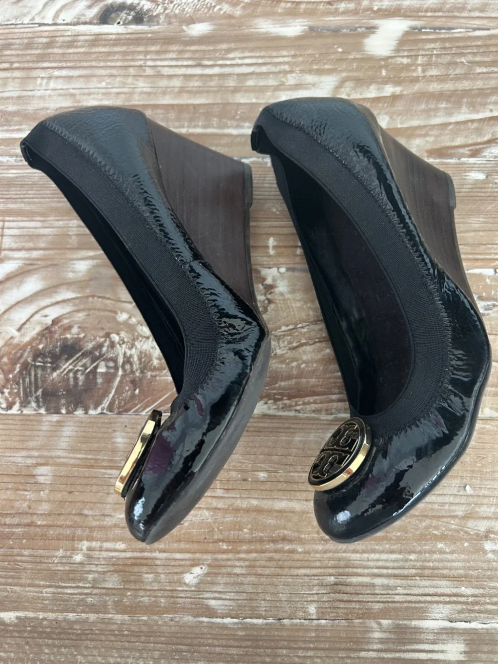 Tory Burch Caroline Wedge Patent Leather Pumps Patent Leather - Sz 8.5 VGC